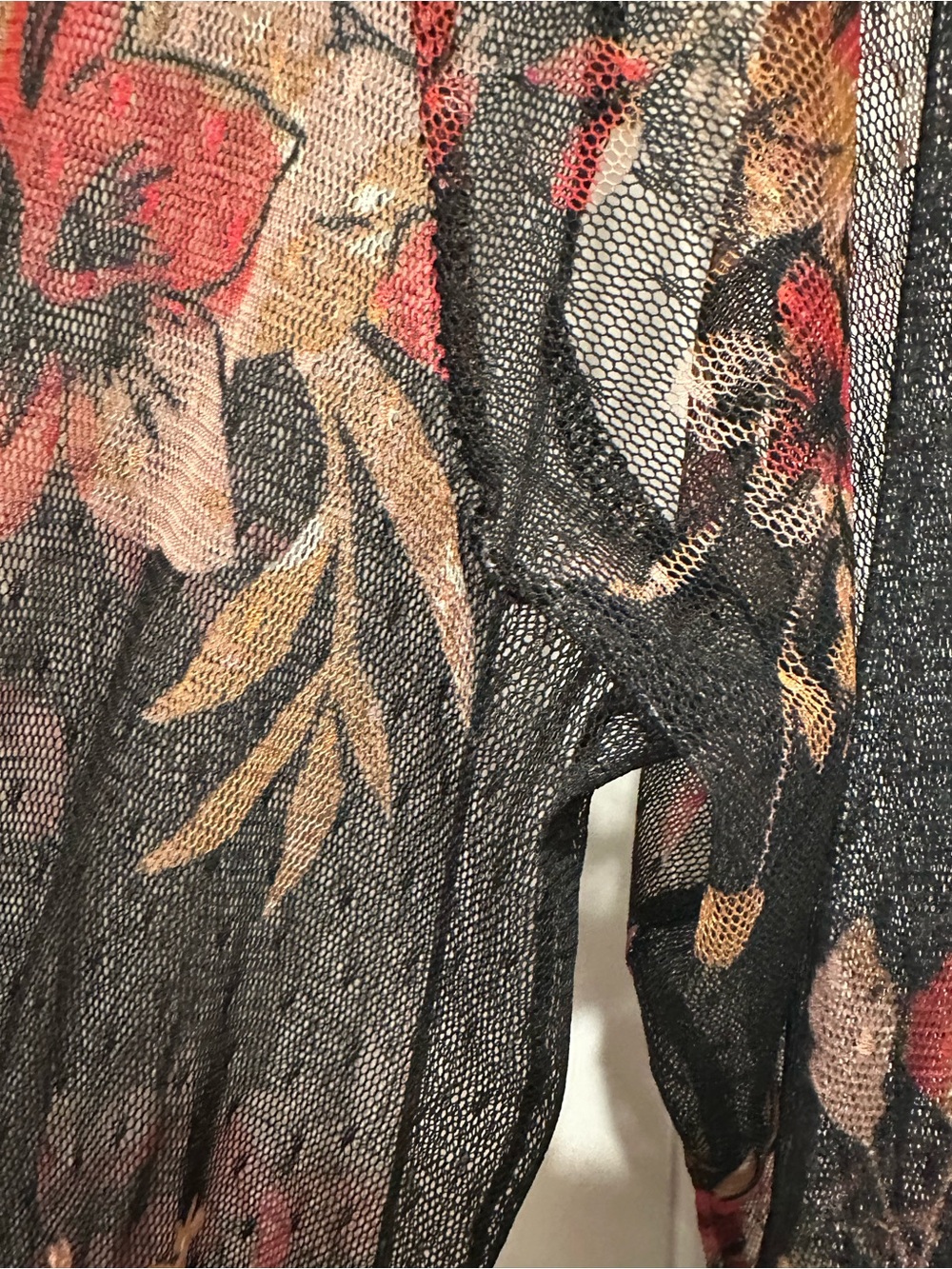 Guess Medium Sheer Lace/Mesh Robe - Picture 7 of 7